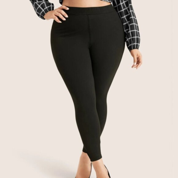 BloomChic Plus size 3XL High Rise Pleated Elastic Waist Skinny Leggings us 22 - Picture 2 of 3